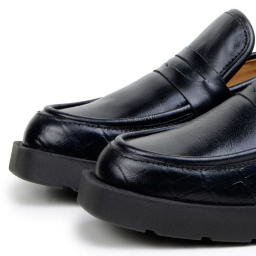 04 sapato loafer feminino confortavel janine mah couro preto